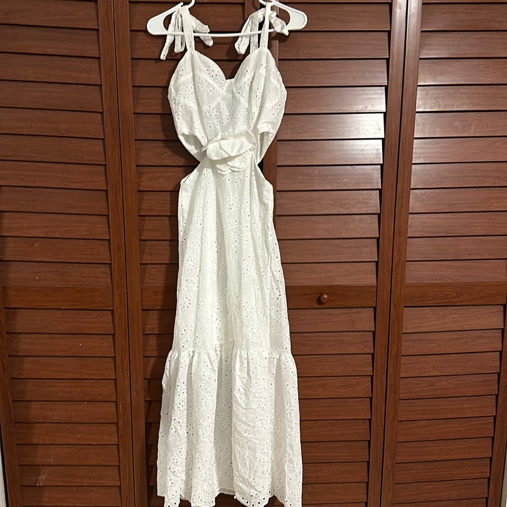 Embroidery long dress
